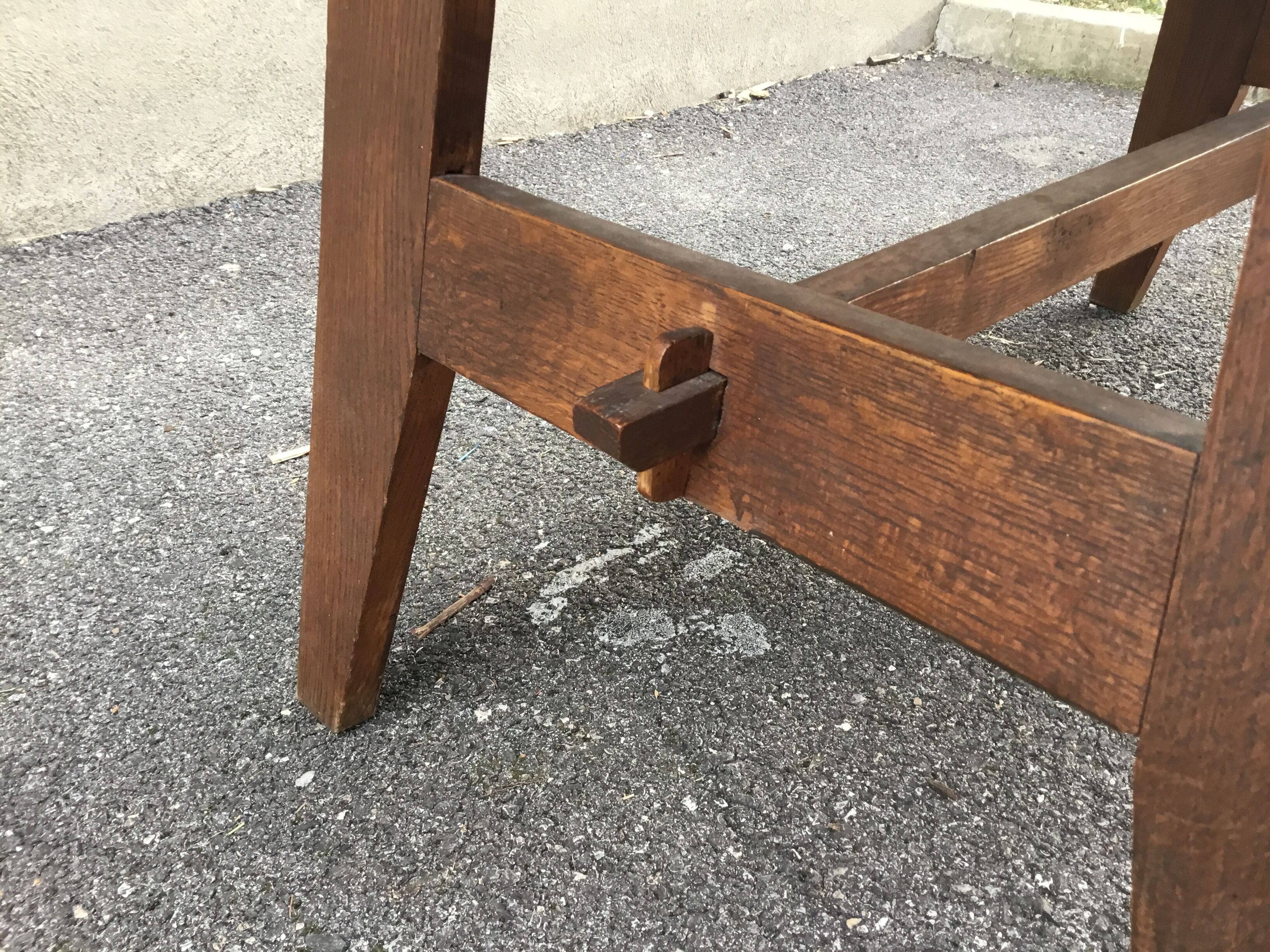 Table René Gabriel