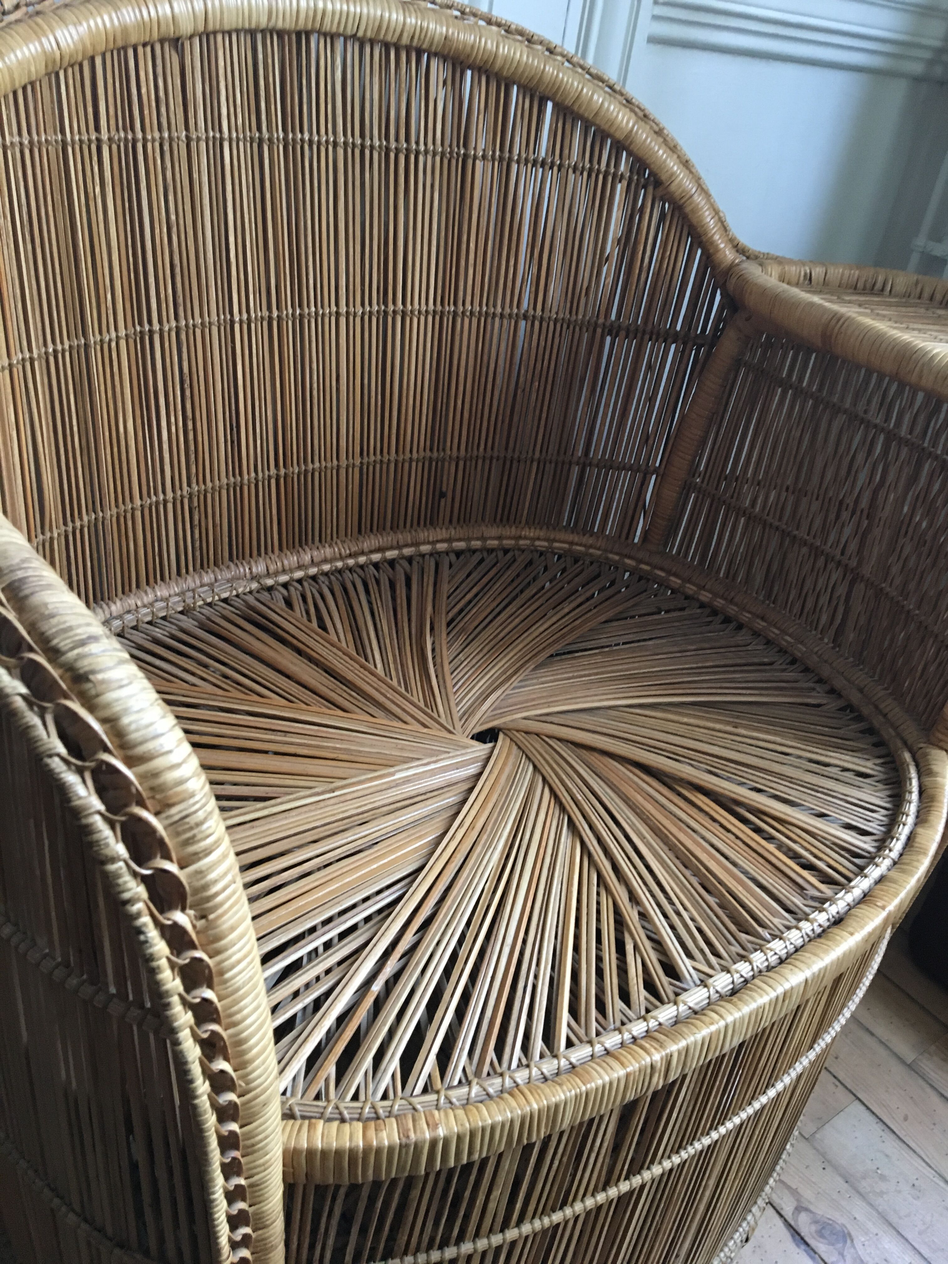 Rattan armchair with tablet