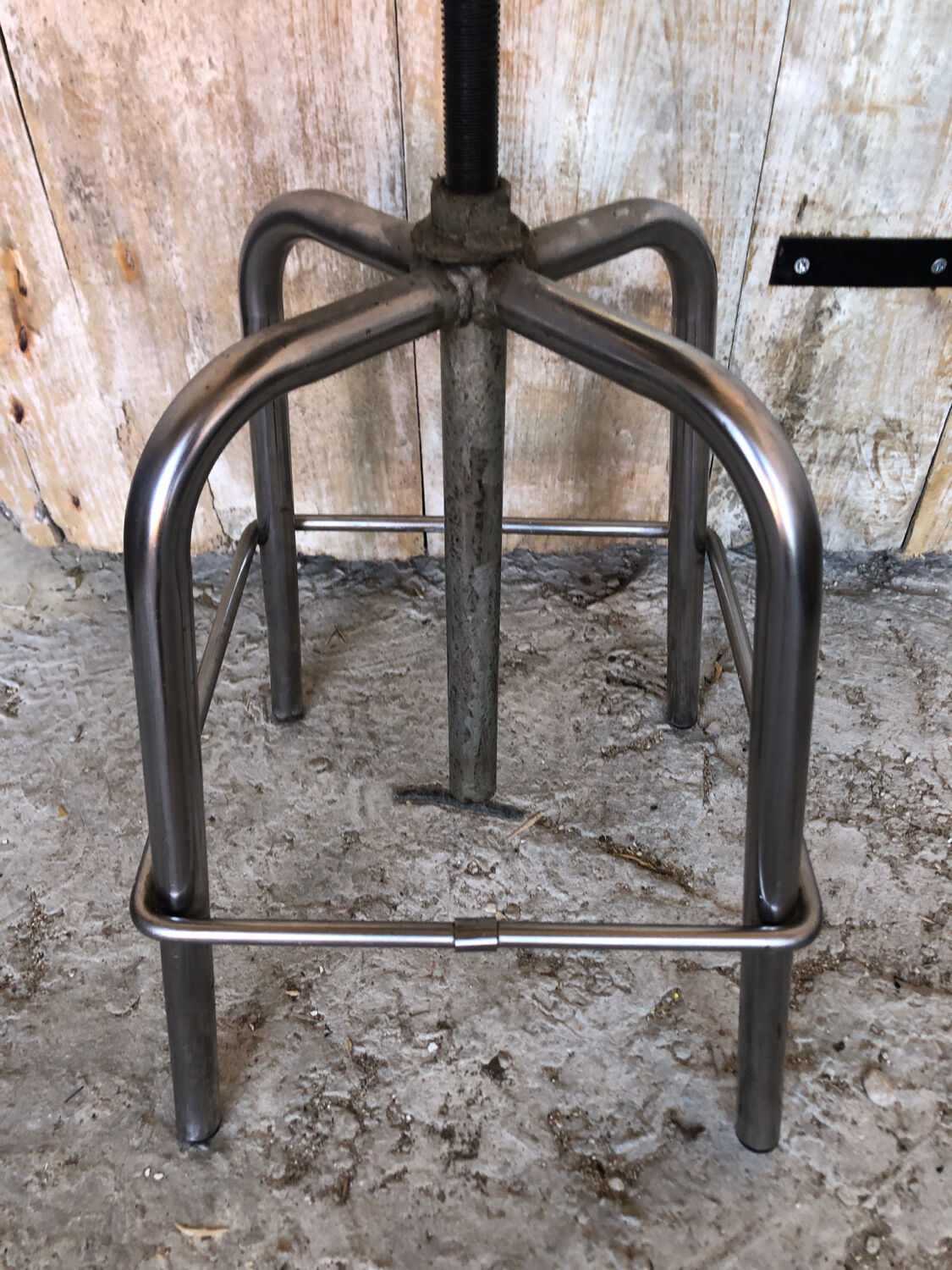 Tabouret à vis Werzalit