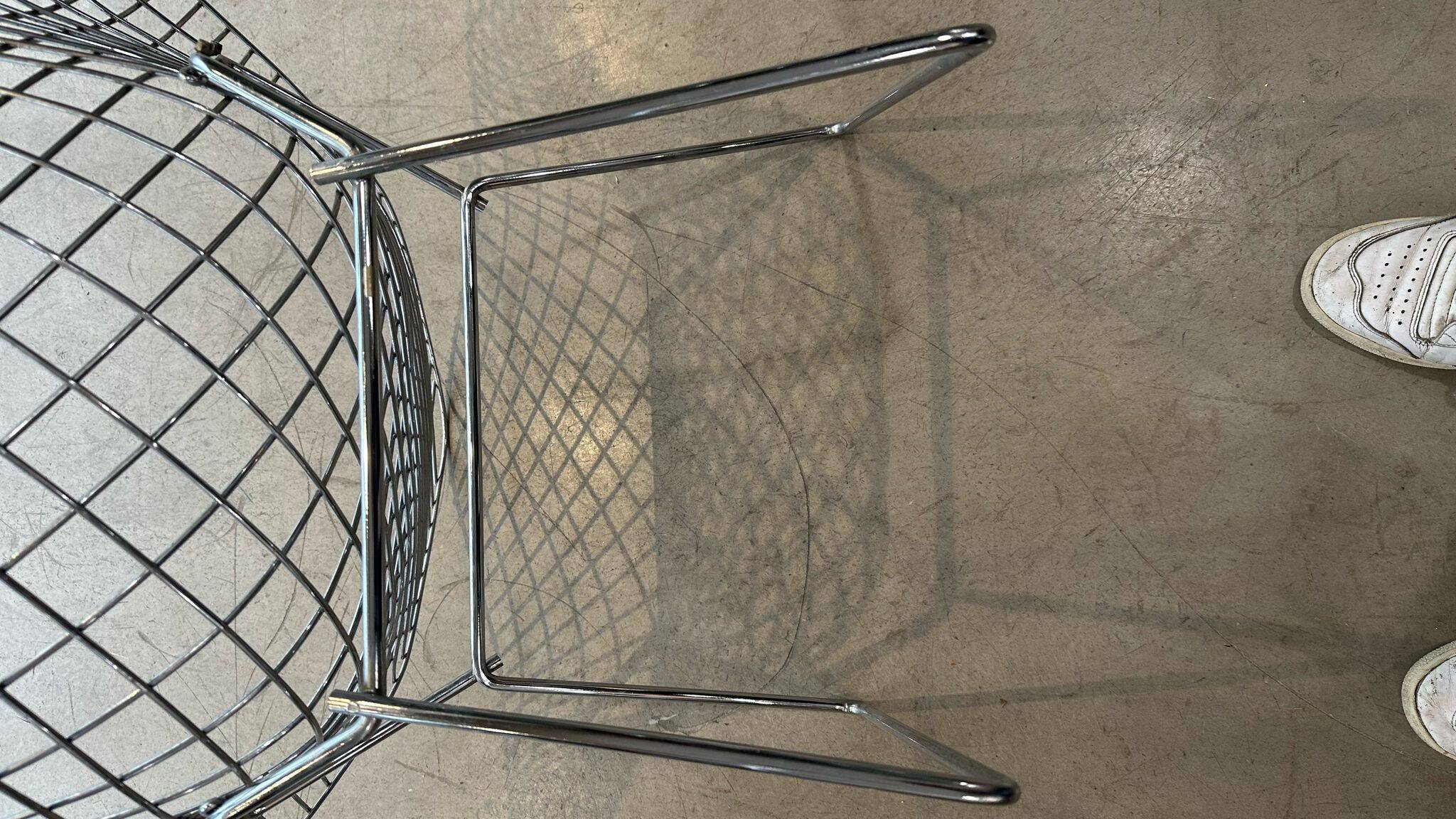 2 Diamond Bertoia armchairs