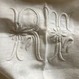 Nappe et 8 serviettes en damas de lin brodées RT vers 1900