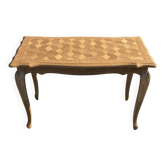 Table de salon vintage en chêne marqueté, style Louis XV - plateau mot