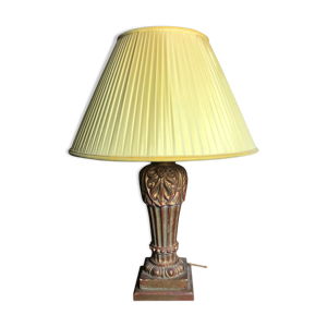 lampe en bois et stuc