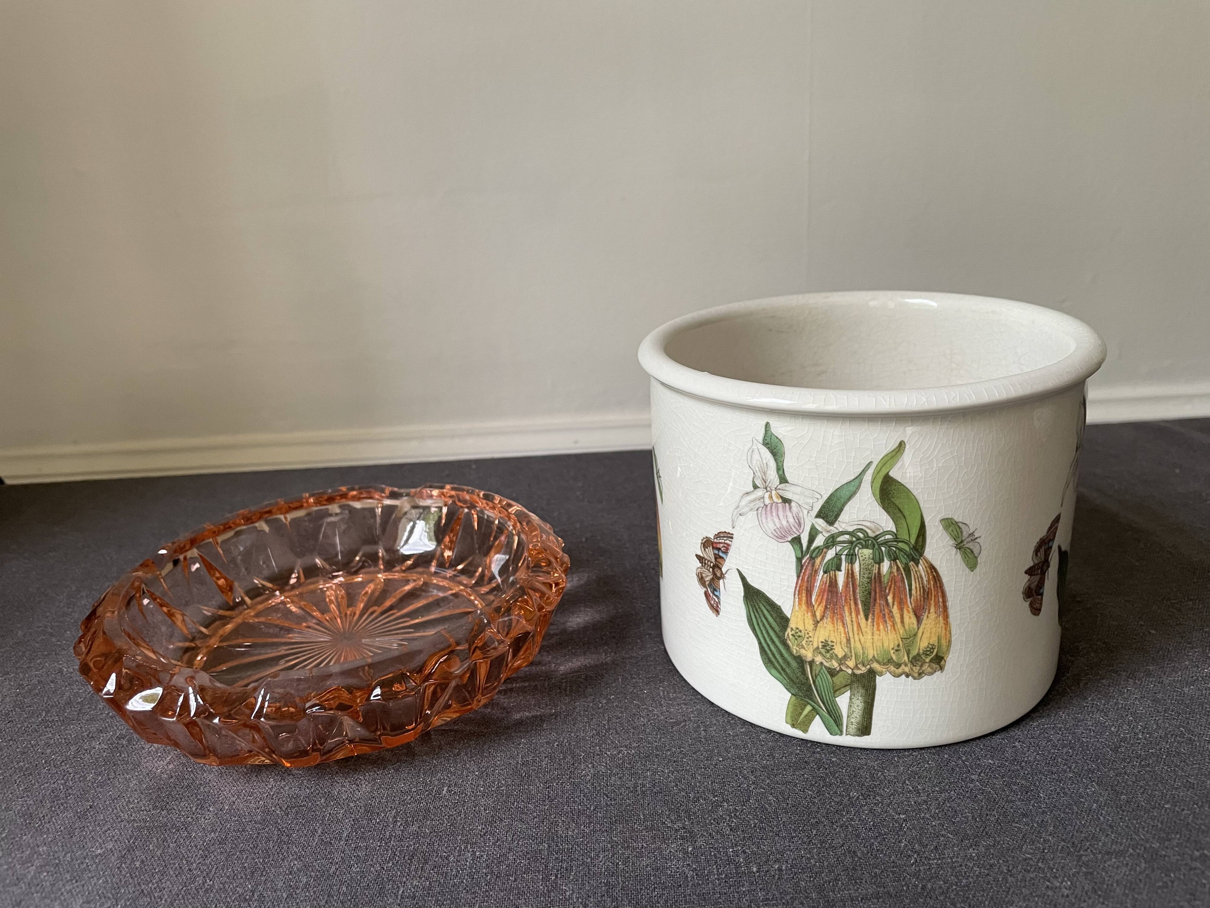 Vintage plant pot “The Botanic Garden”