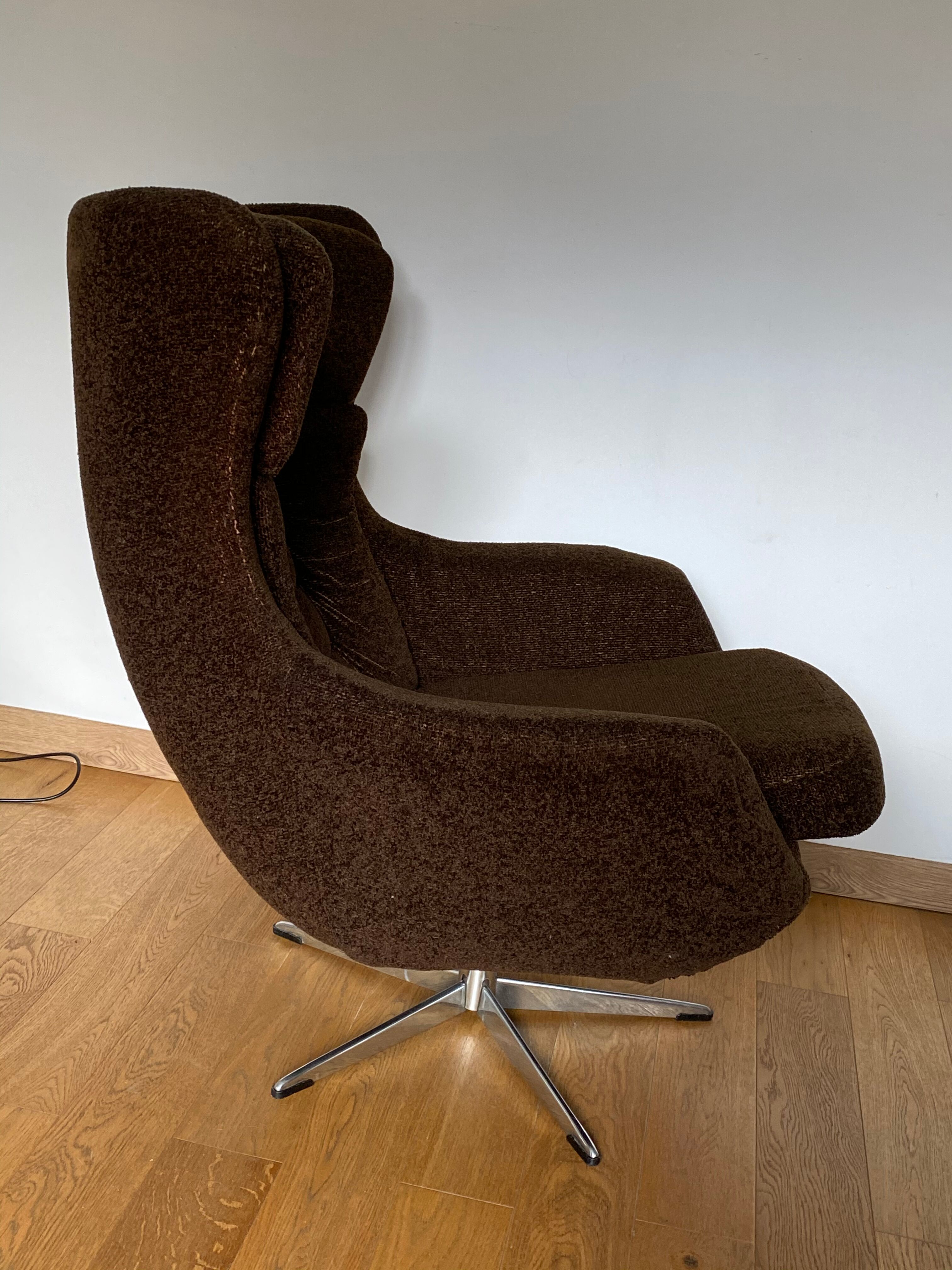 Design armchair 70s