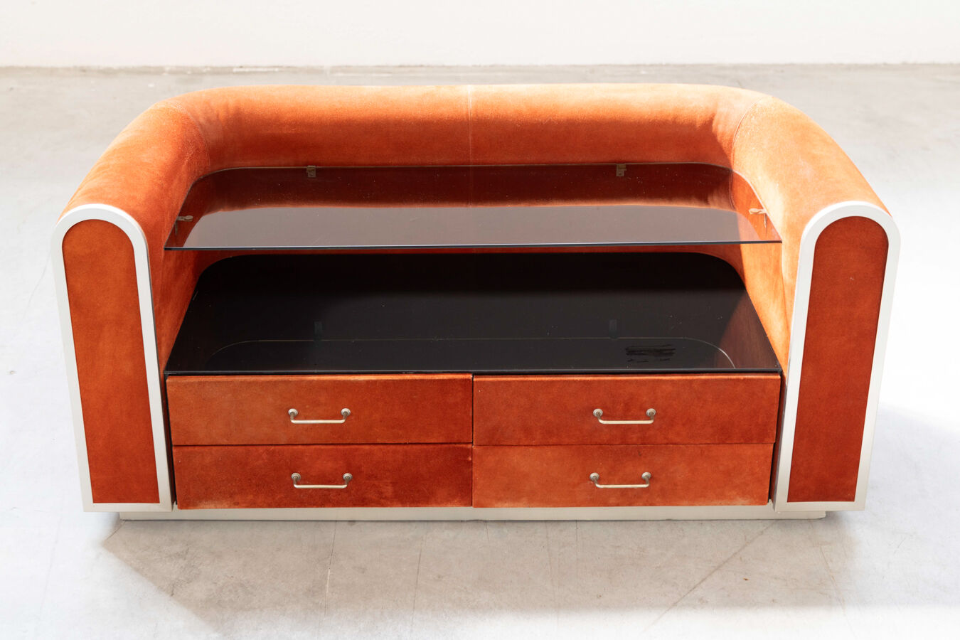 Alcantara chest of drawers, 70s