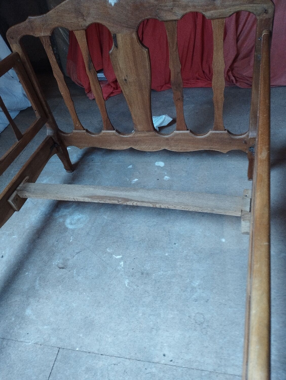 Children's bed with walnut bars