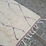 Tapis berbère en laine avec motif rouge  220x280cm