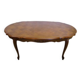 Regency style table with integrated leaves