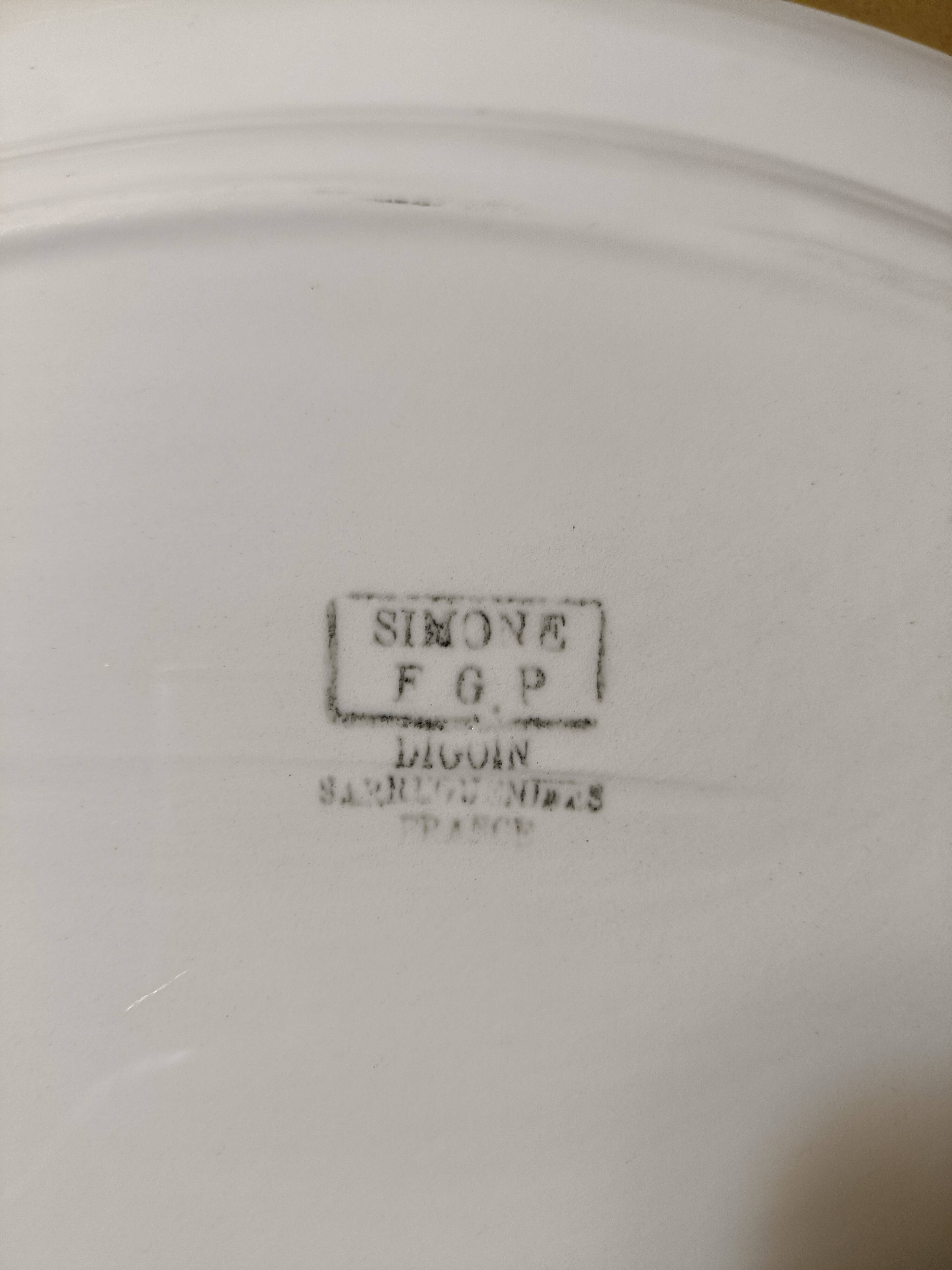 Digoin Sarreguemines oval dish with Simone decoration