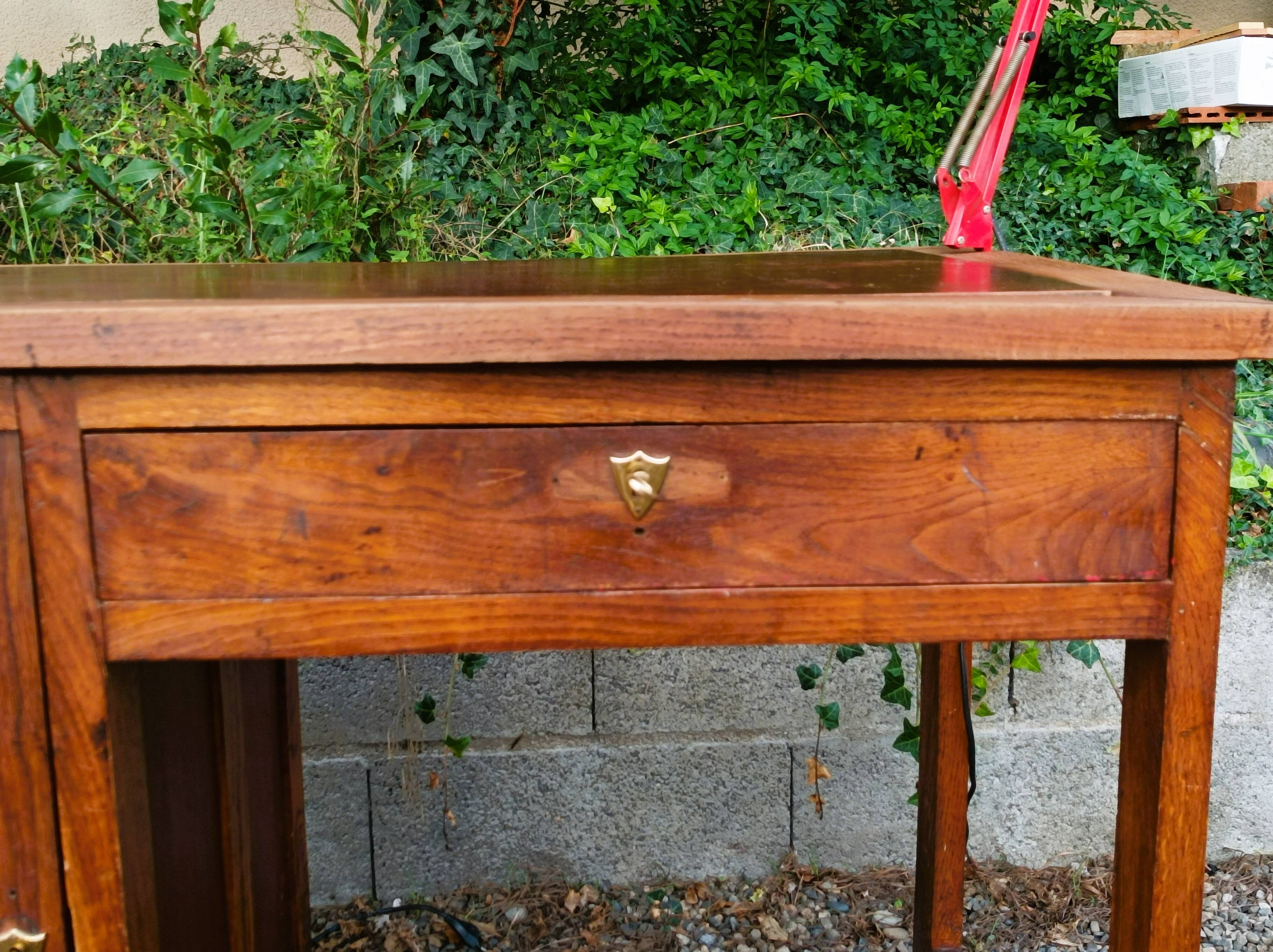 70s desk and articulated lamp