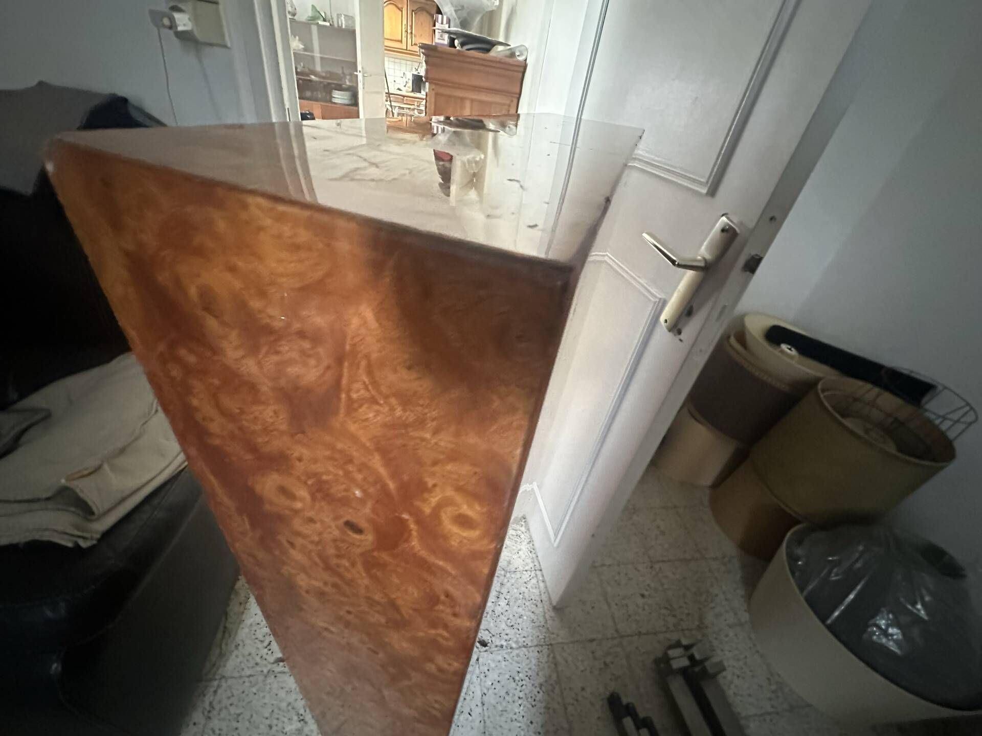 Rectangular coffee table in elm burl