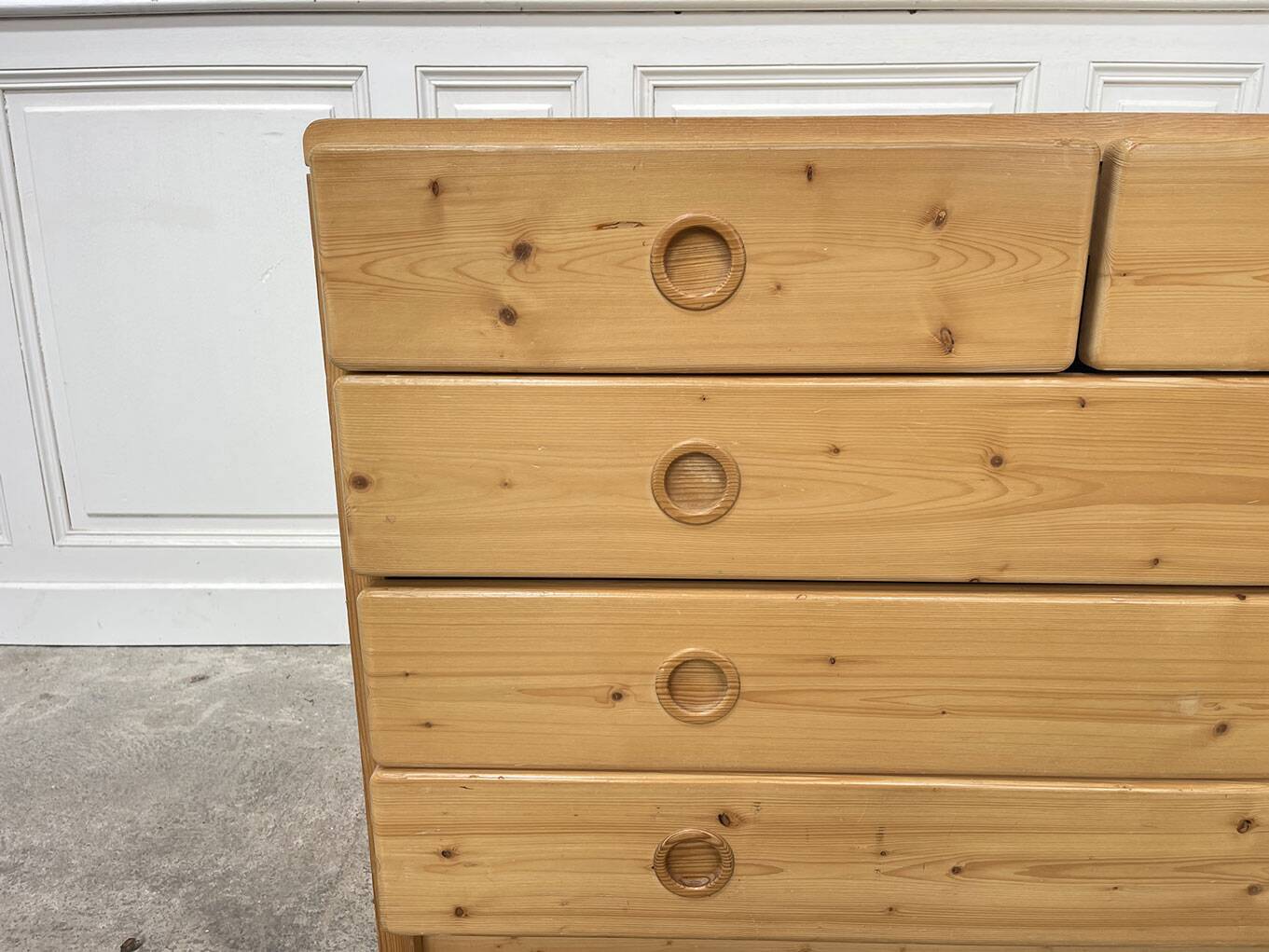 Pine chest of drawers Les Arcs 1960