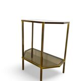 Table d'appoint italienne demi-hexagonale en laiton des années 1970.