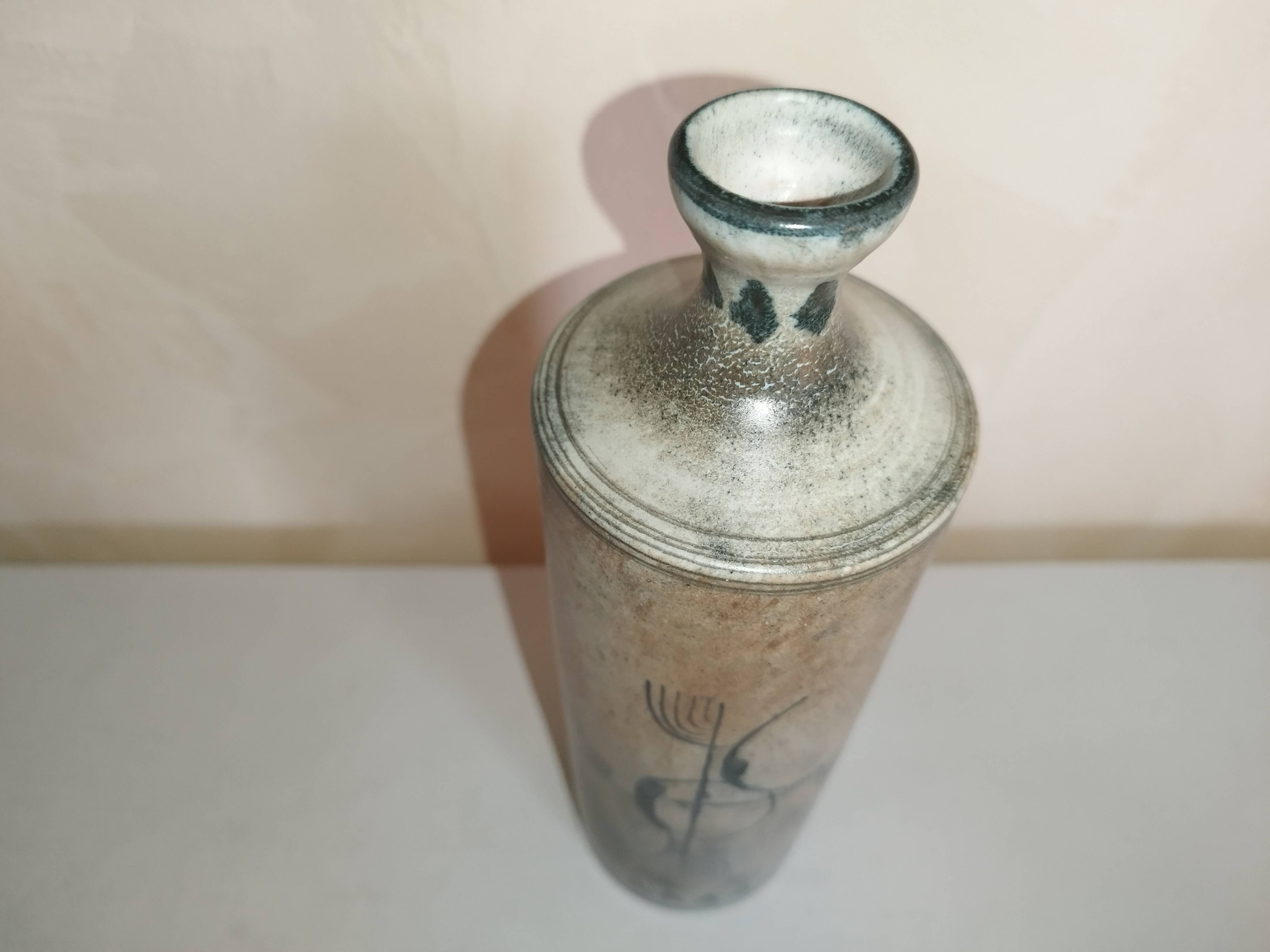 Bottle vase with geometric decoration Atelier Roy Montgolfier