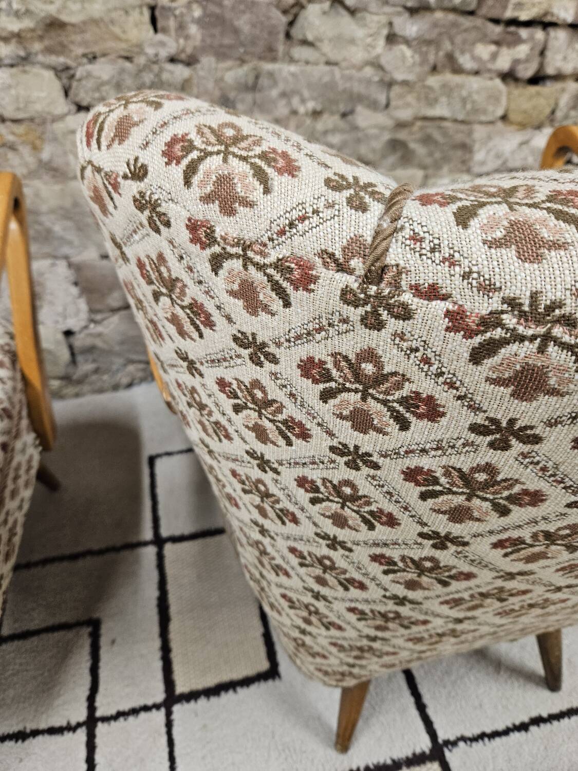 Pair of 1960 flowered armchairs