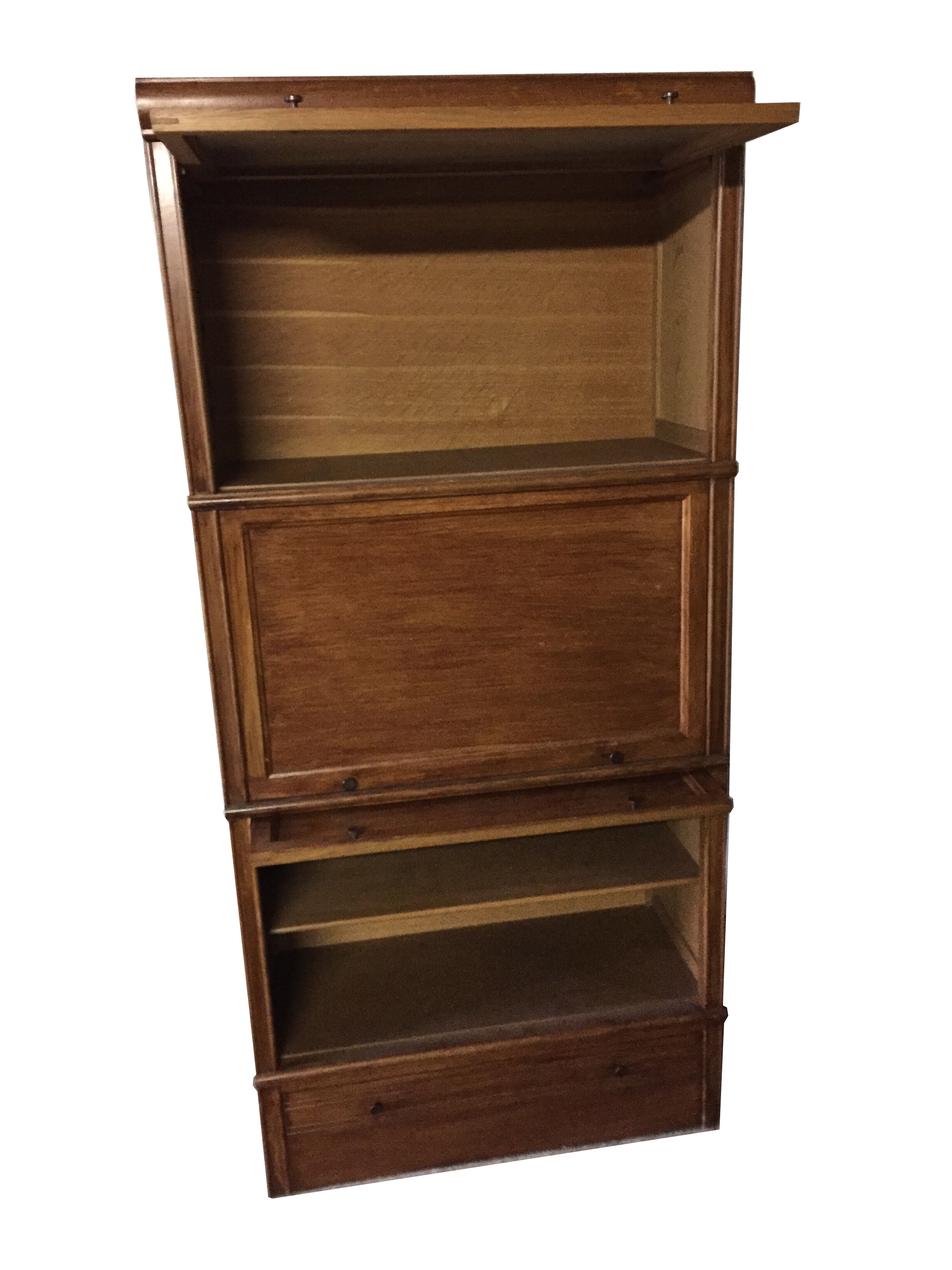 MD bookcase