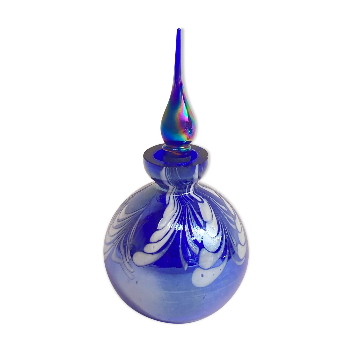 Perfume bottle