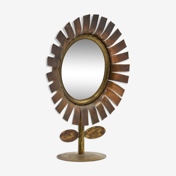 Vintage daisy pose mirror