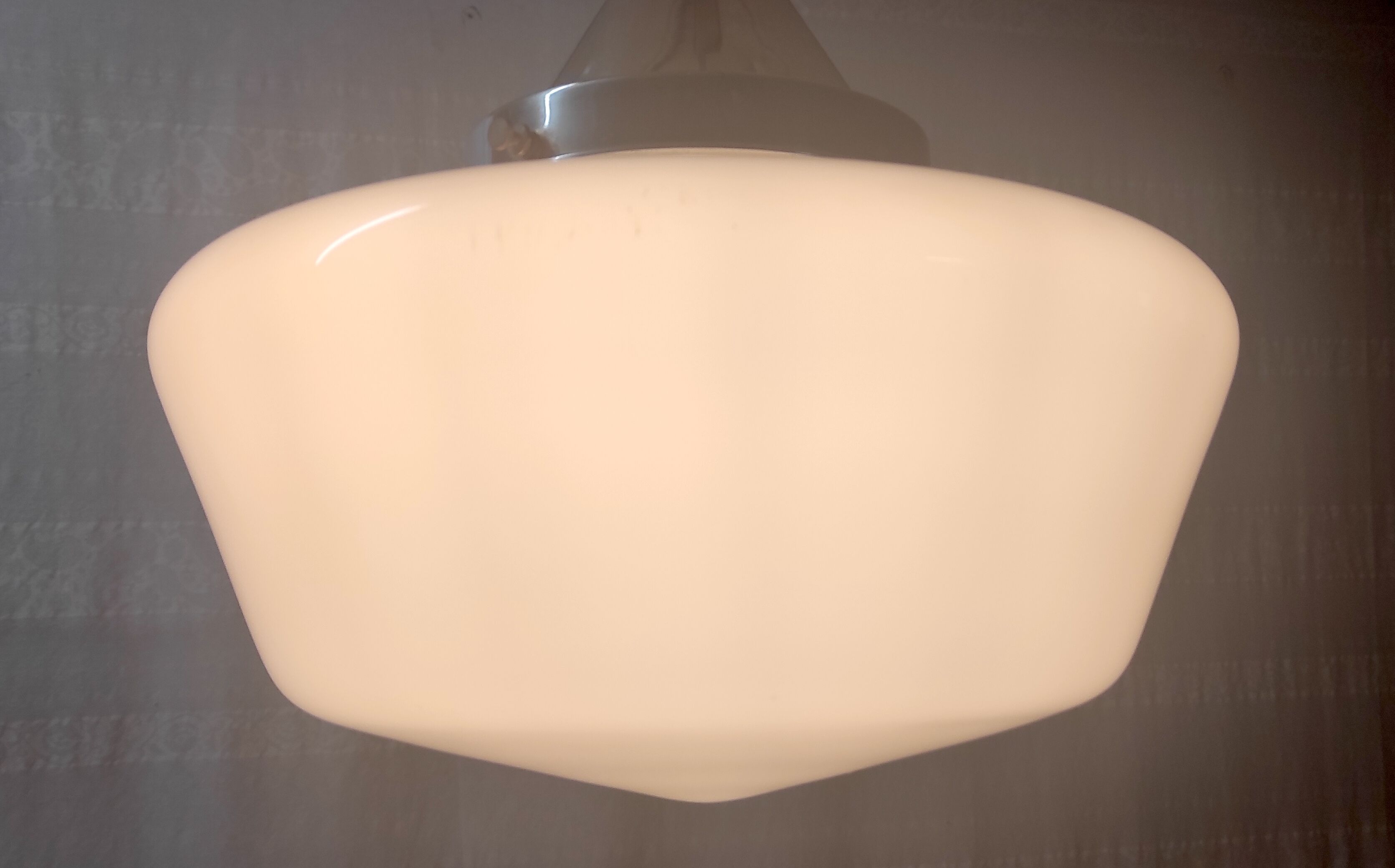 Industrial pendant lamp opaline Art Deco style – 50s/60s