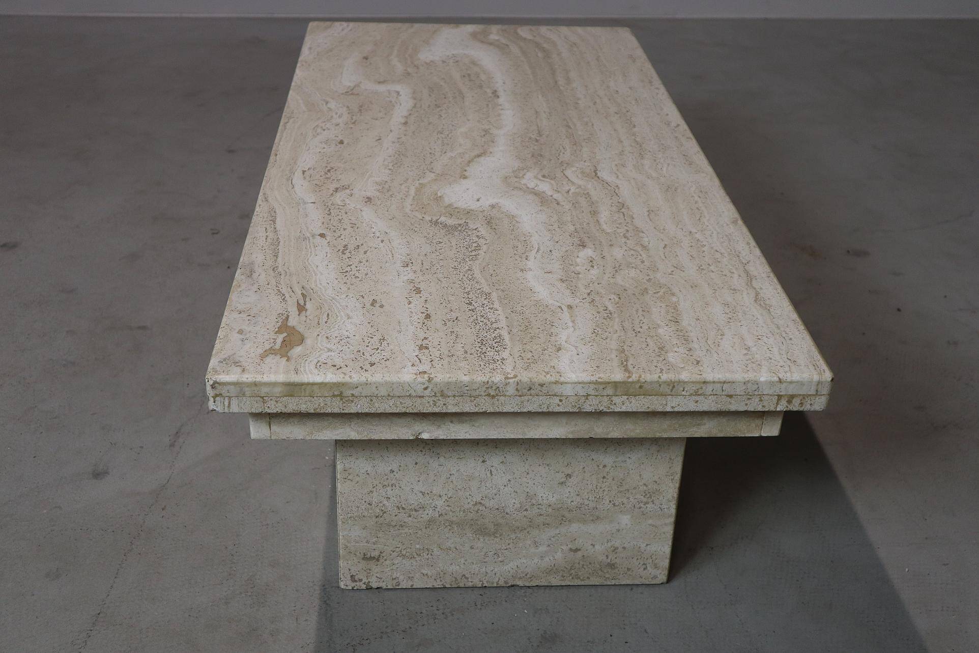 Table basse vintage en travertin, années 1970