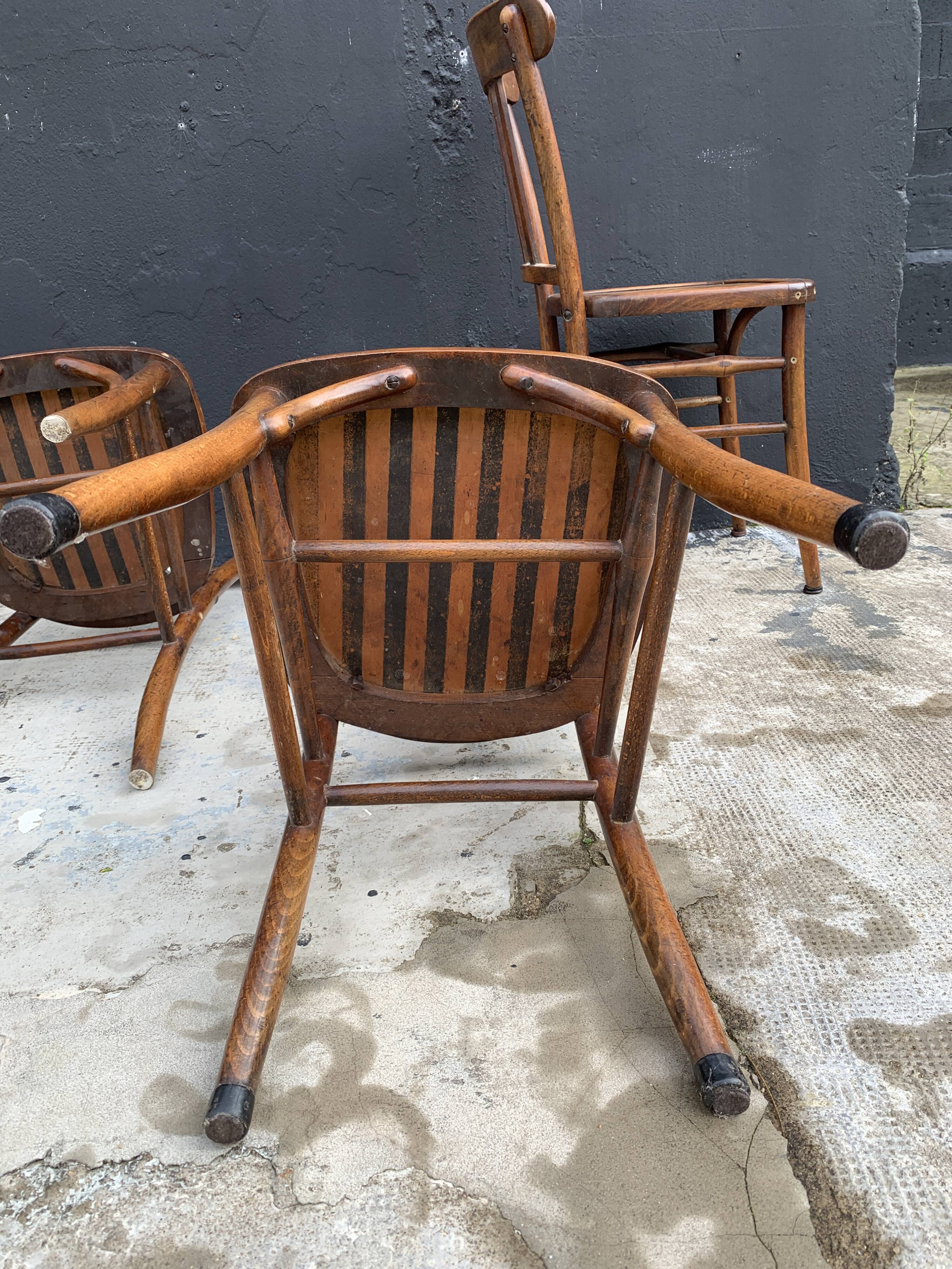 Set of 4 curved wooden bistro chairs