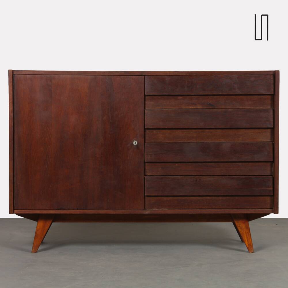 Commode vintage en chêne teinté modèle U-458 par Jiri Jiroutek, 1960