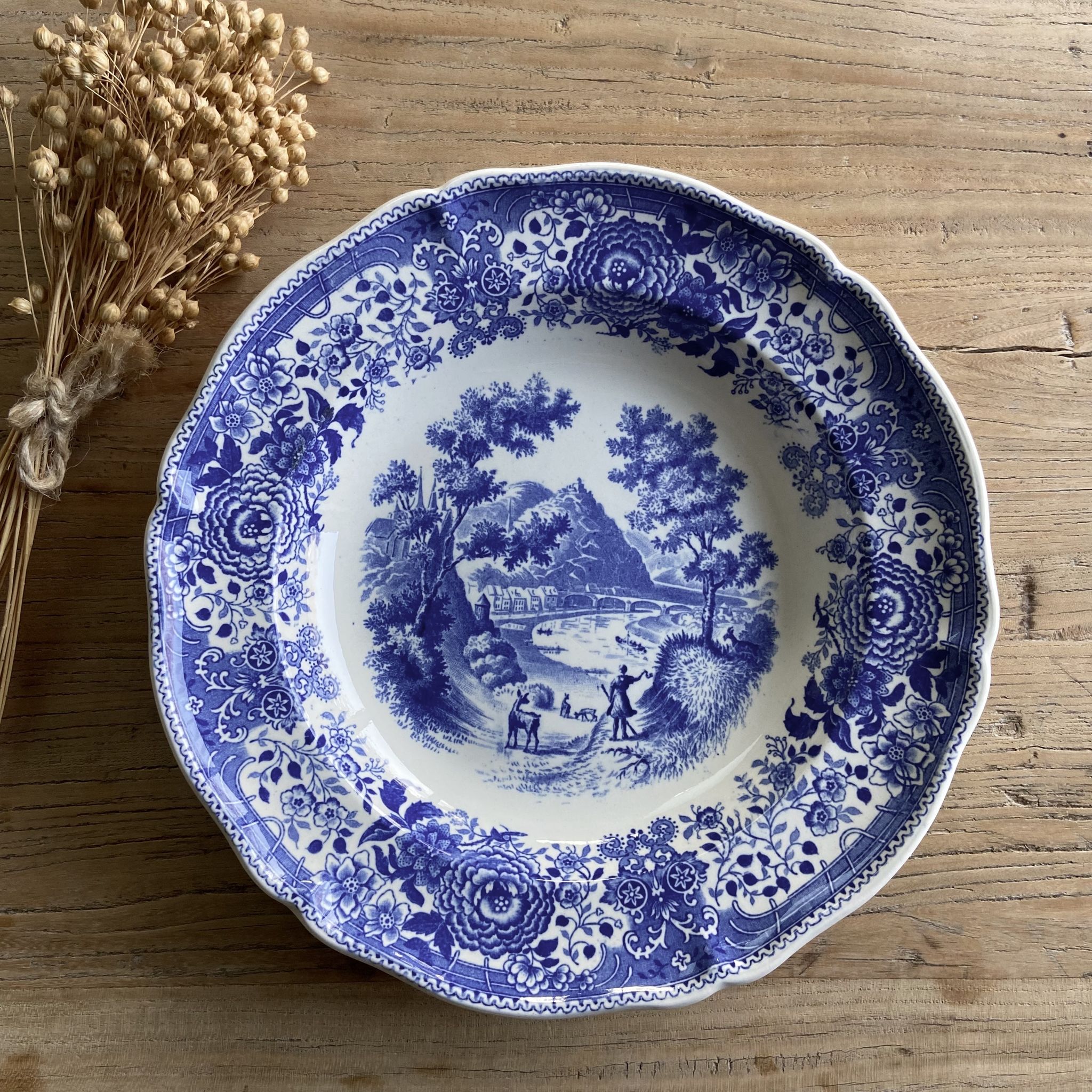 Duo of vintage Villeroy & Boch hollow plates "Burgenland"