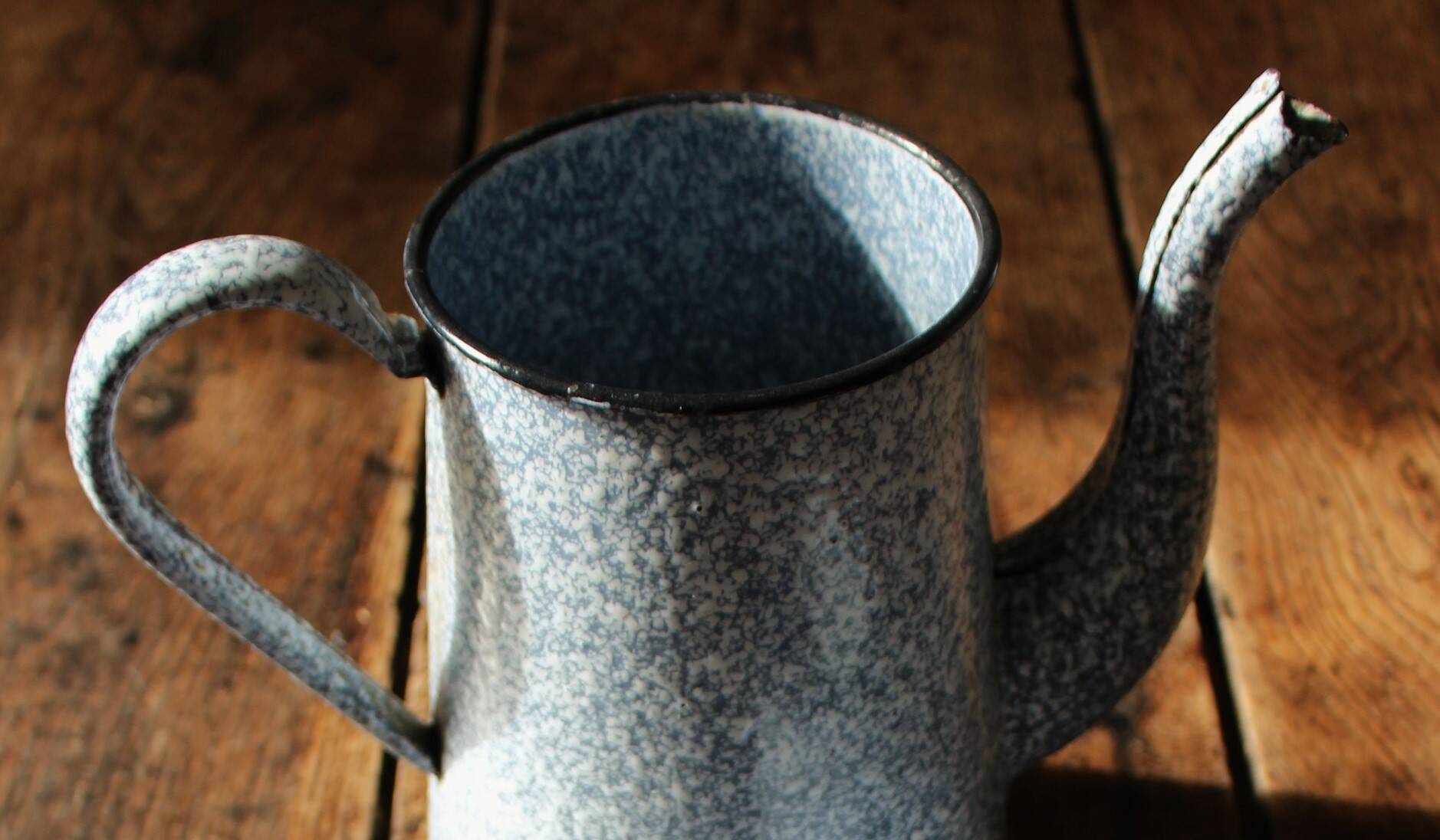 Broc coffee maker heather blue enameled sheet metal