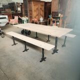 Ensemble table et bancs bois et fonte