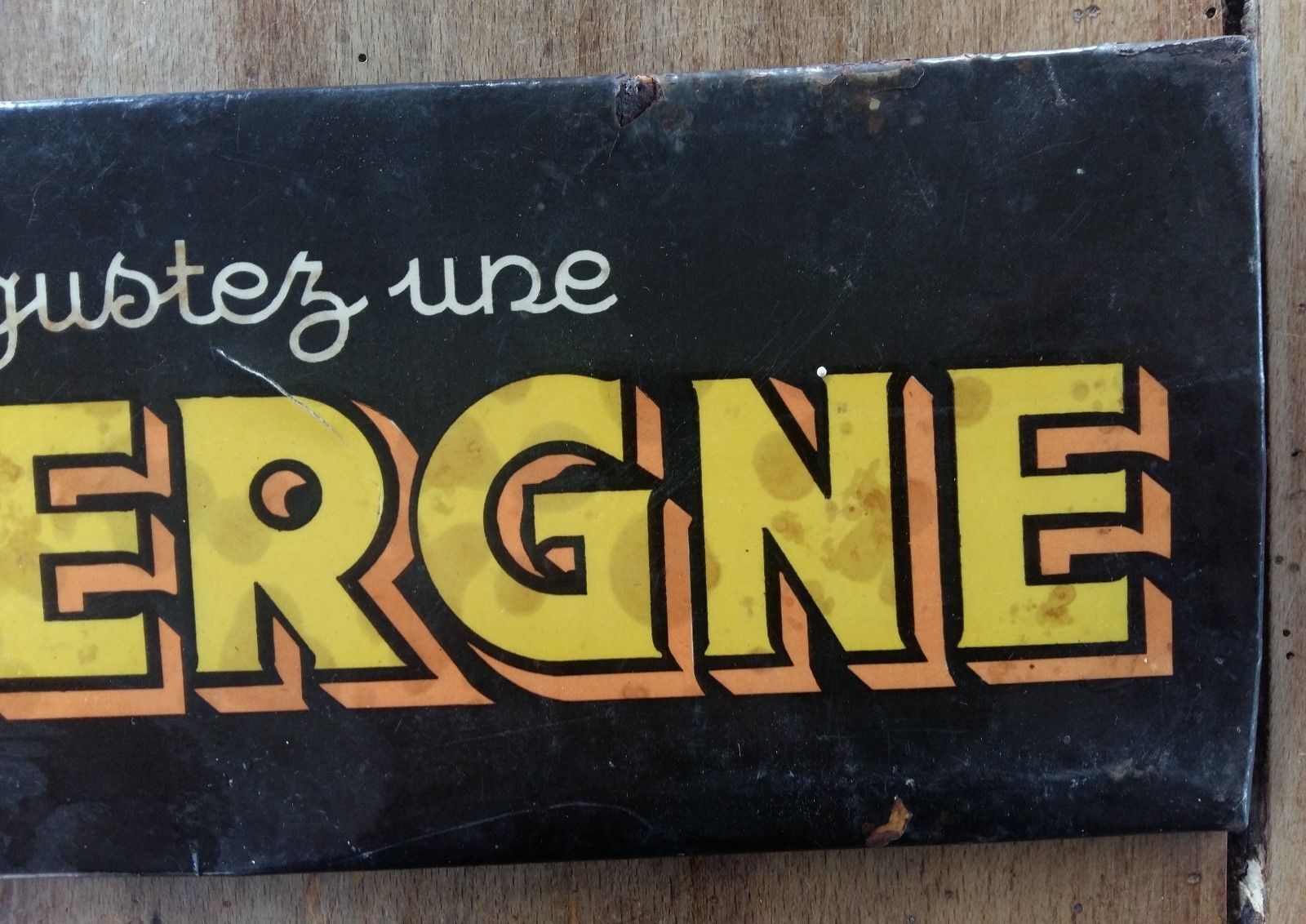 Plaque en tole pour apéritif gentiane années 50