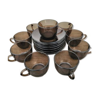 Vereco - 9 tasses et sous tasses verre fumé