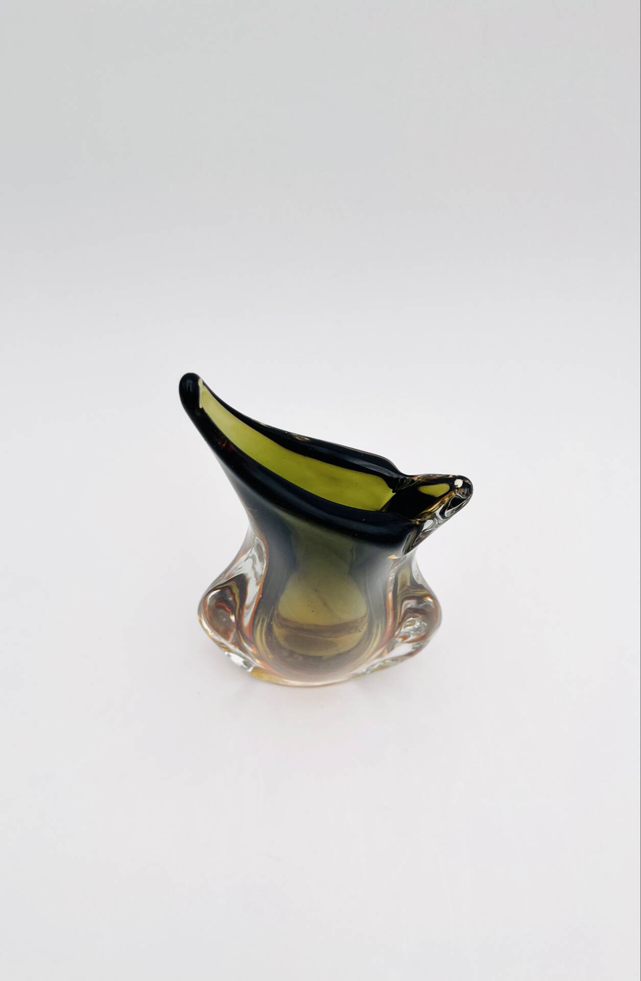 Murano Vase Flavio Poli Seguso Sommerso Green Amber Design 1950s