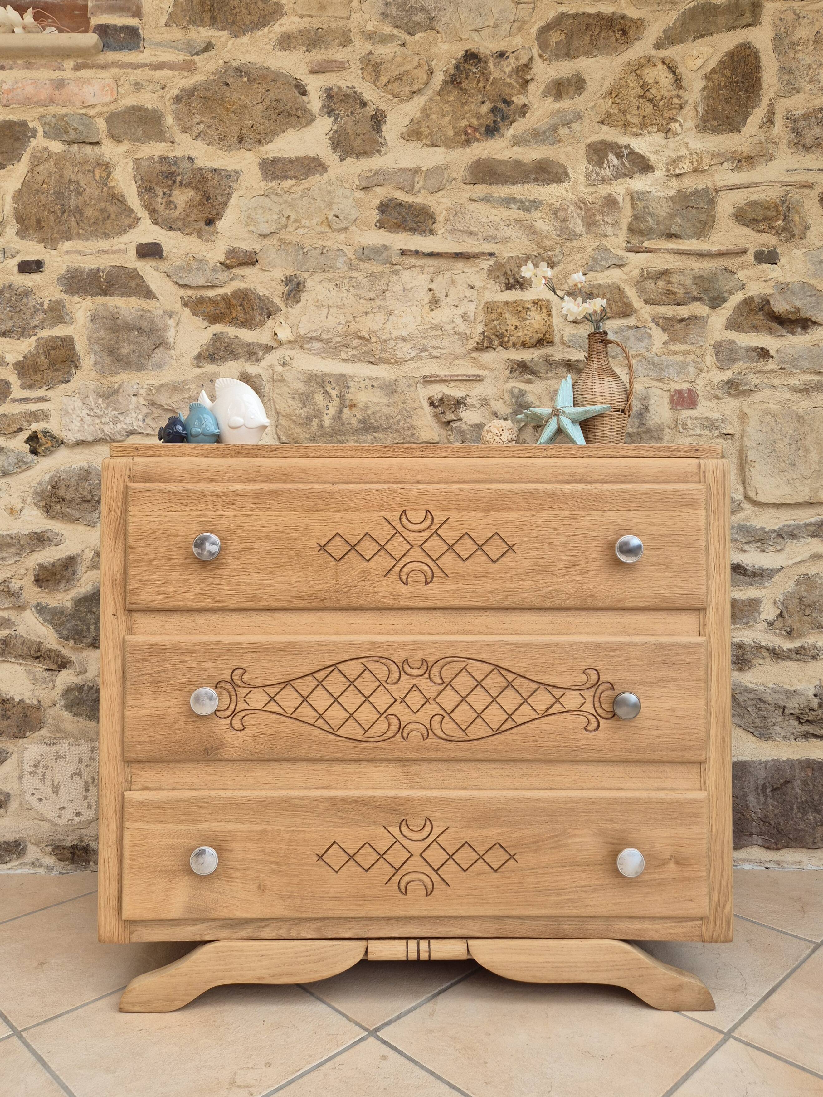 Art Deco chest of drawers
