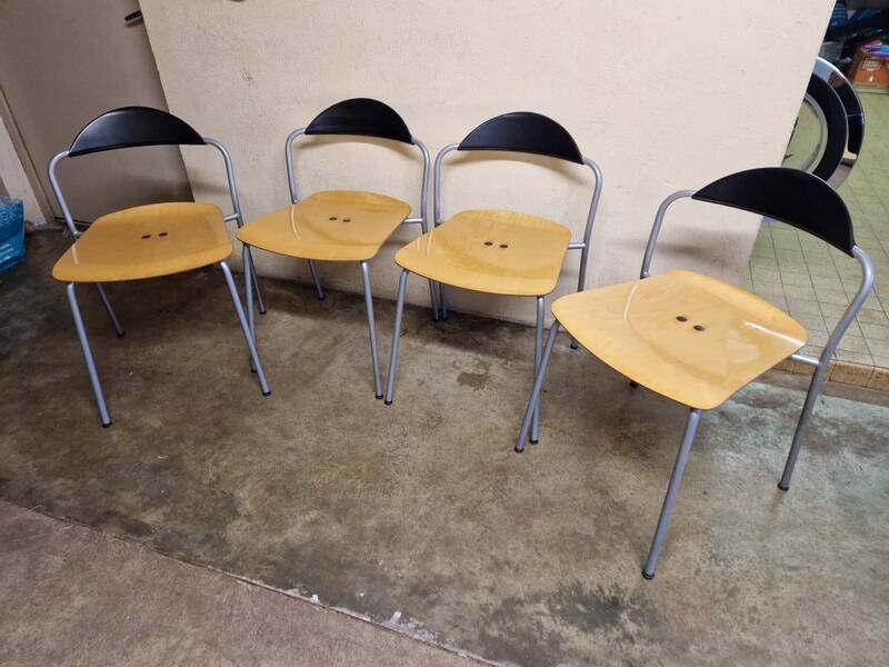 Vico Magistretti for Fritz Hansen - Set of 4 beech chairs MB9918