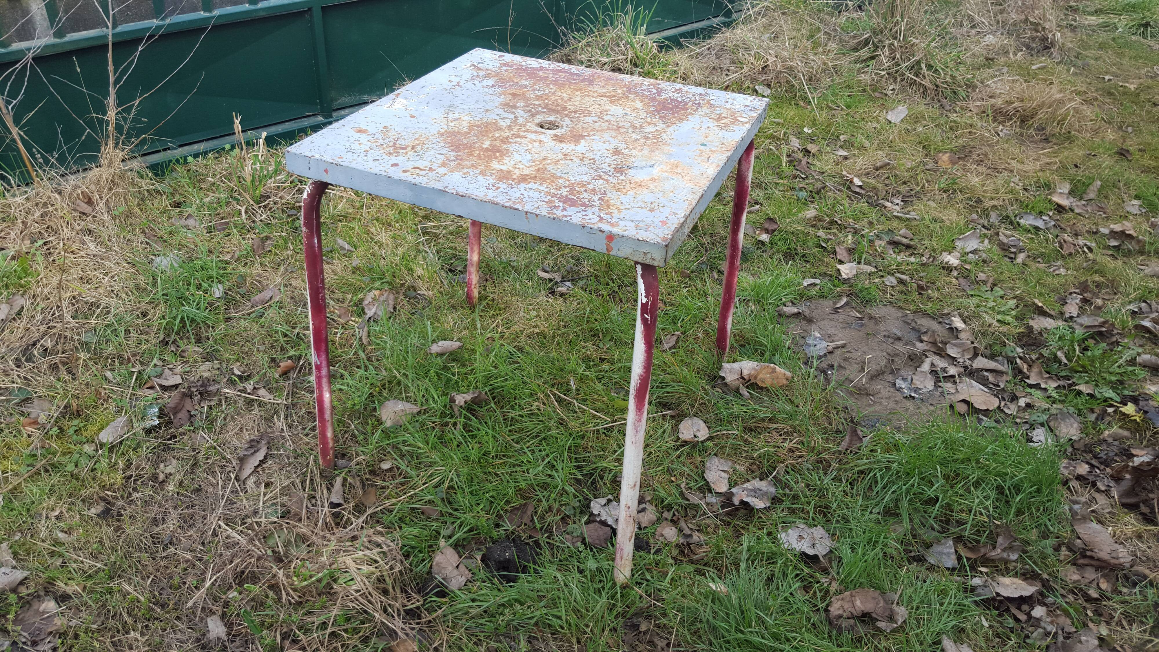 METAL terrace table TOLIX 1950