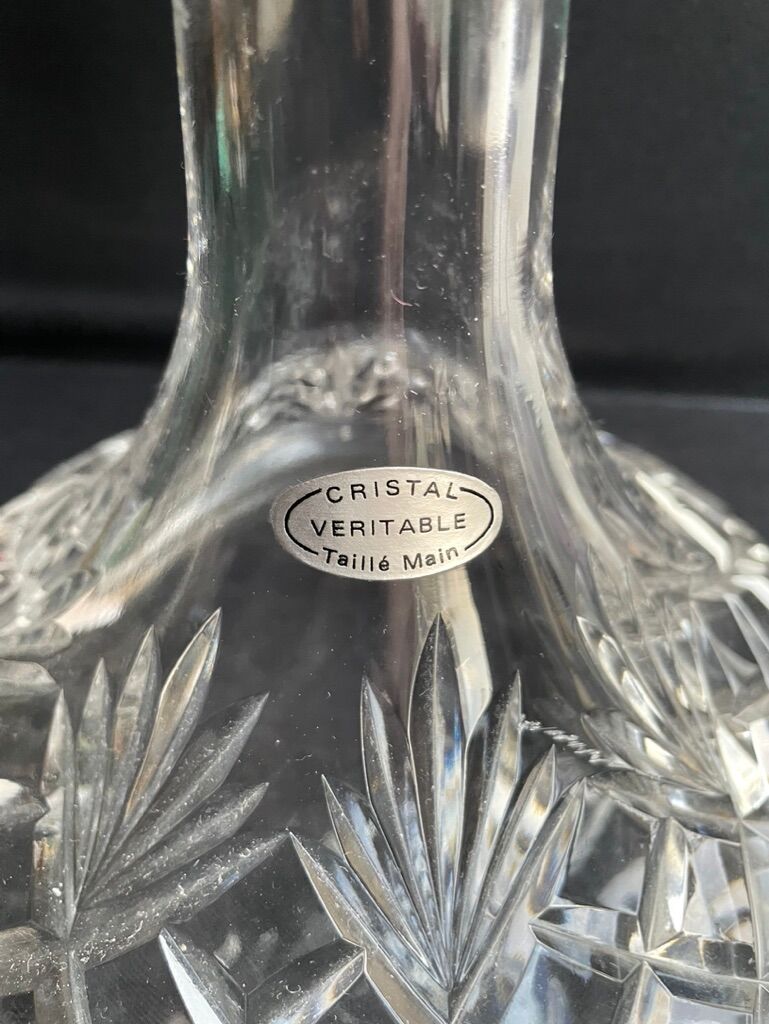 Decanter with cap