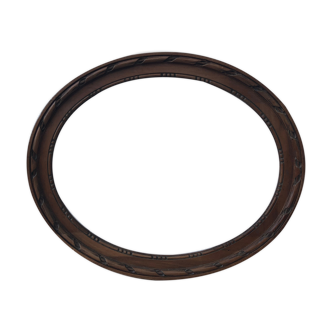 Wooden oval frame