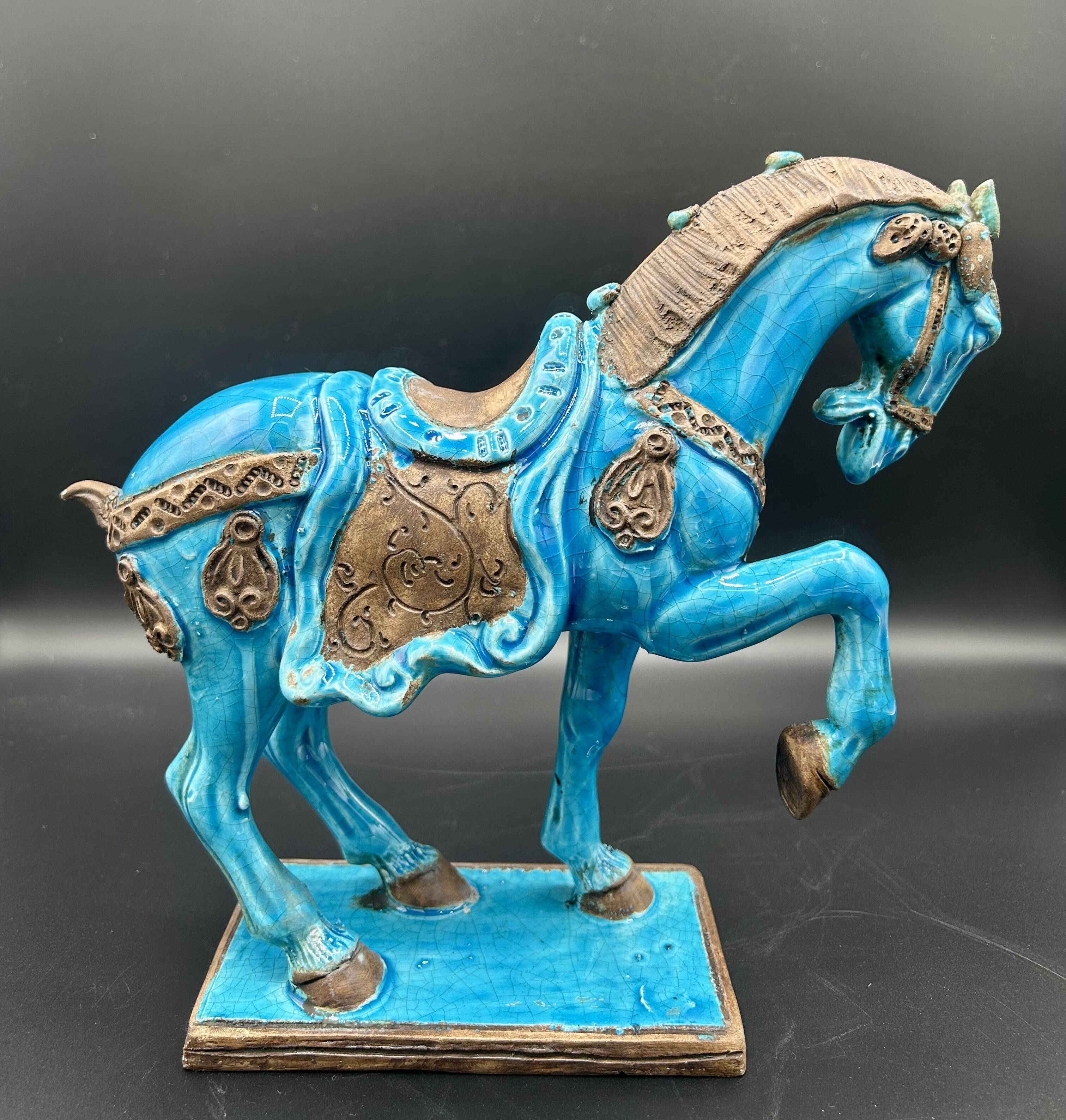Cheval en céramique émaillée craquelée vintage