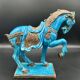 Cheval en céramique émaillée craquelée vintage