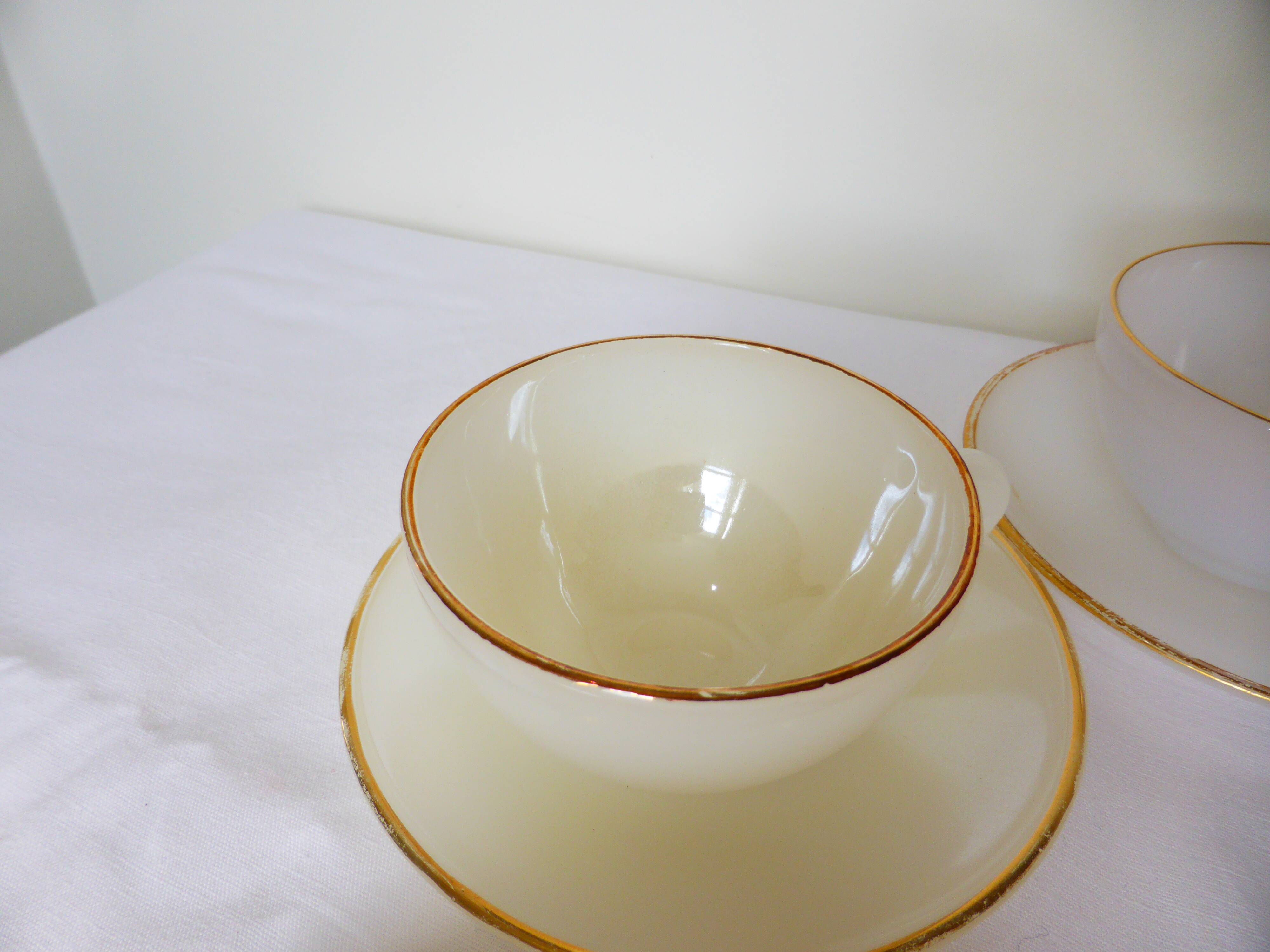 6 cups and saucers harlequin 220651