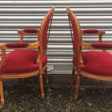 Paire de fauteuils médaillon