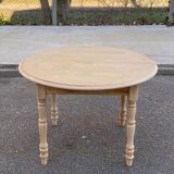 Renovated Louis Philippe round extendable dining table 115cm for 6 people.