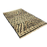 Handcrafted Moroccan Berber carpet 174 x 116 CM