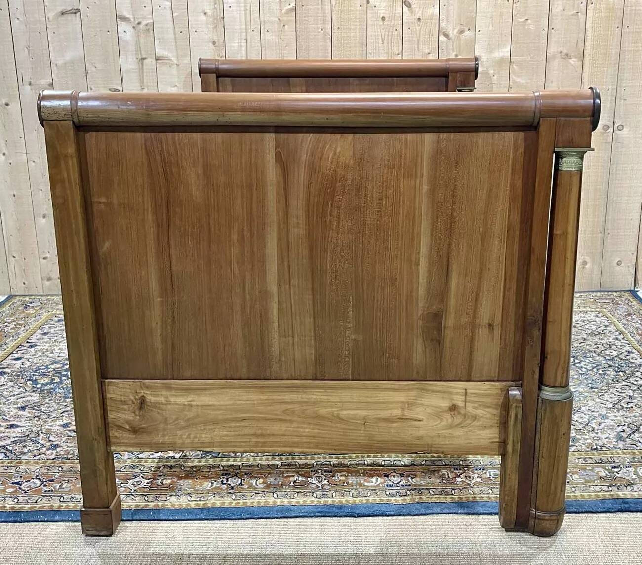 19th century Empire sleigh bed in cherry wood - Bedding: 1m82x98cm