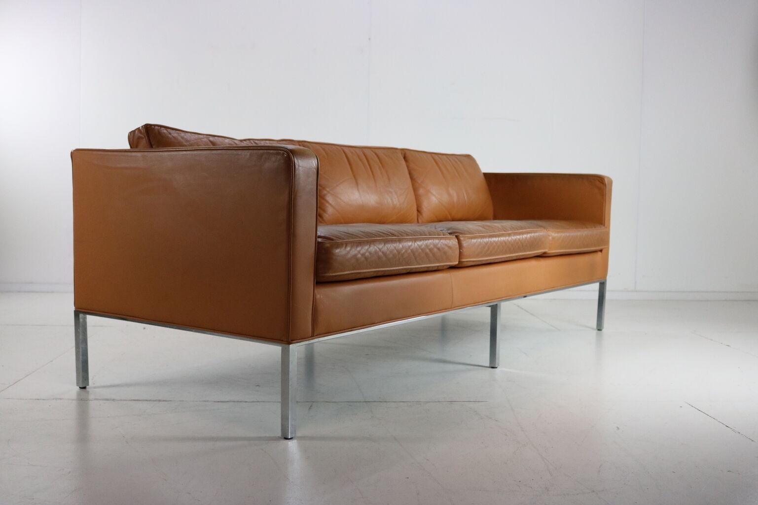 Dutch design three seater leather sofa by Artifort