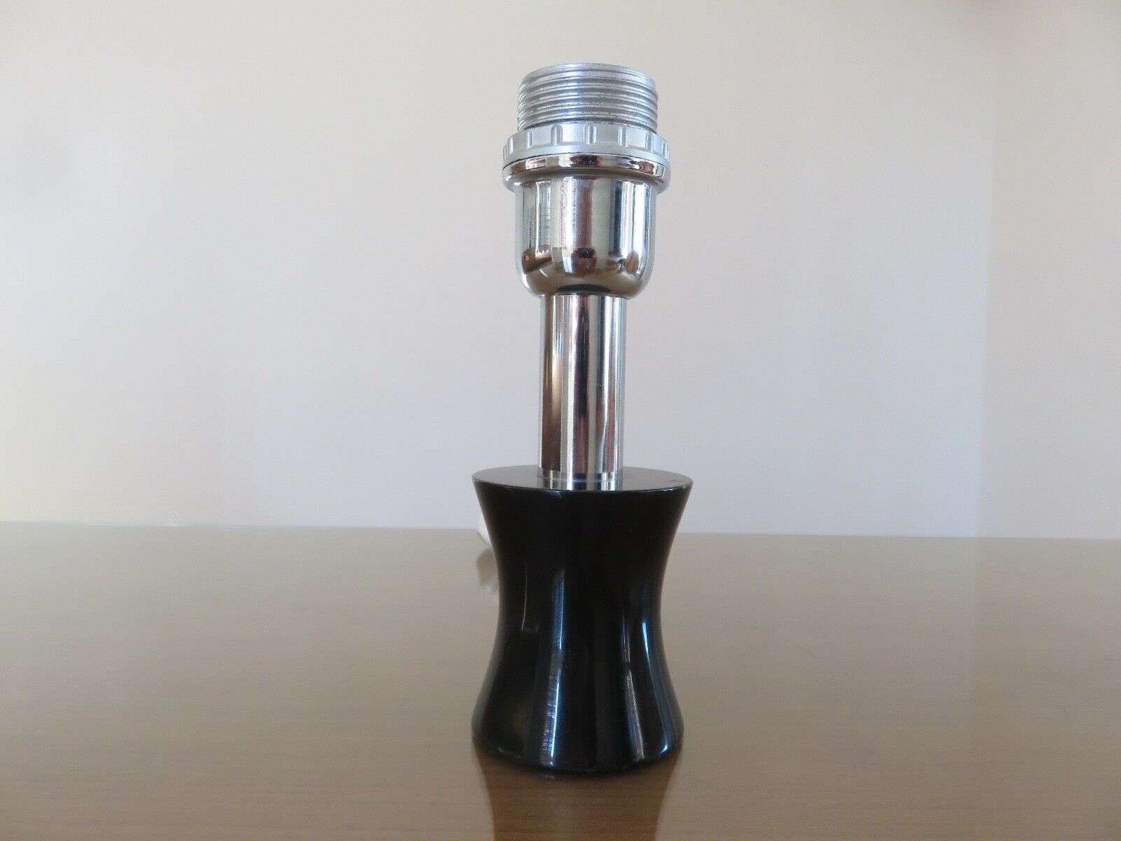 Lamp in black resin and chrome metal 70s