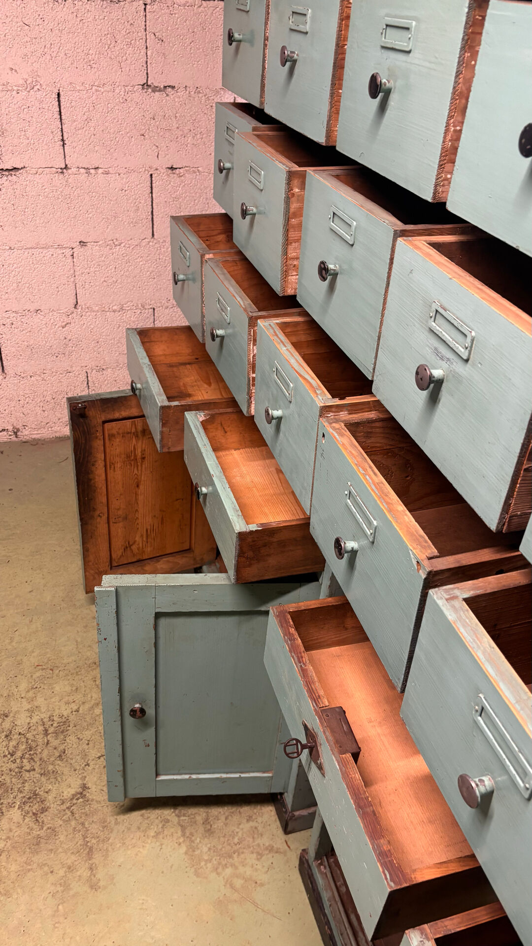 Workshop furniture