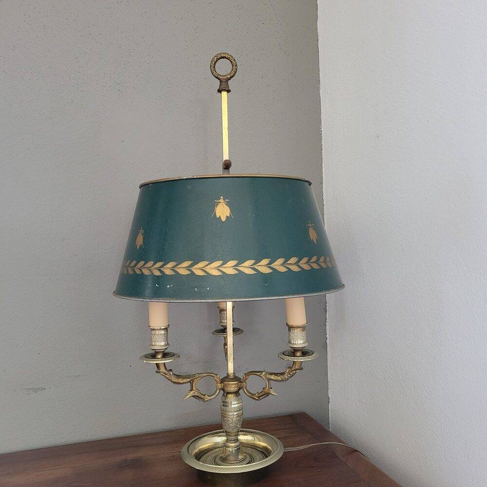 Bee hot water bottle lamp