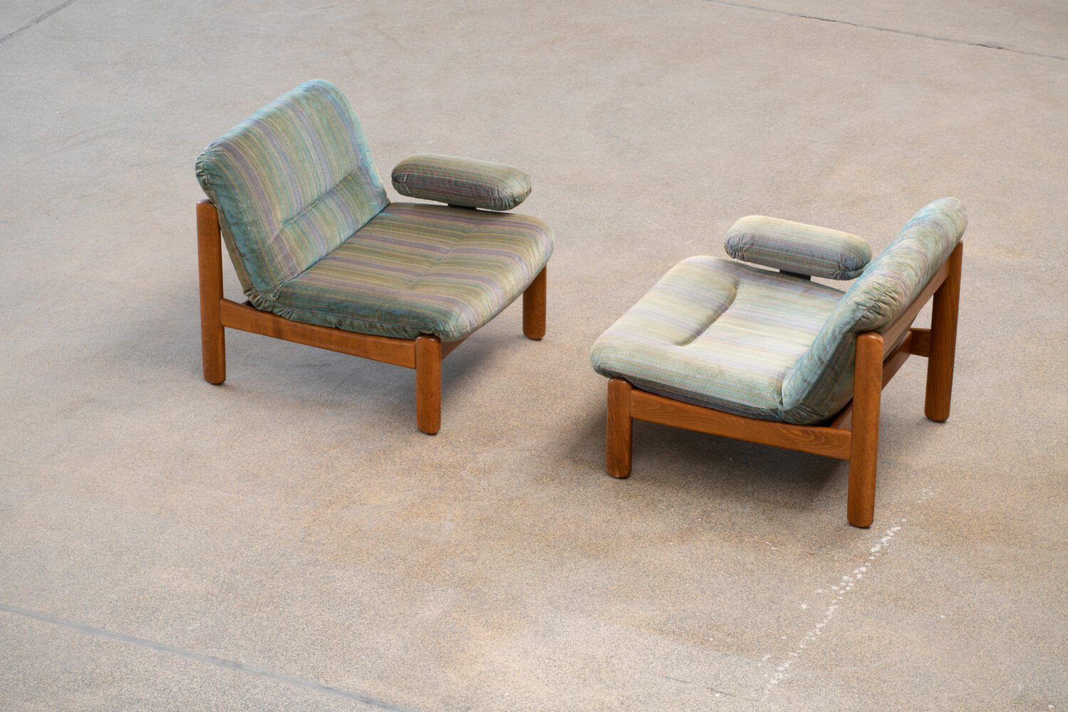 Pair of Scandinavian armchairs in teak and velvet, 1960